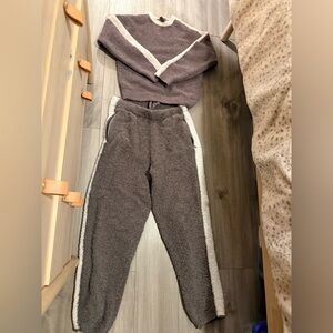 SKIMS Casual Set - Brown and White